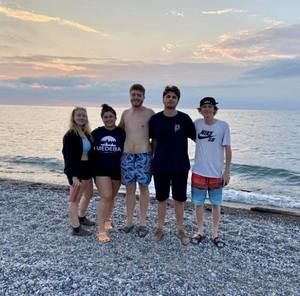 Meet your Posher, Kurtis